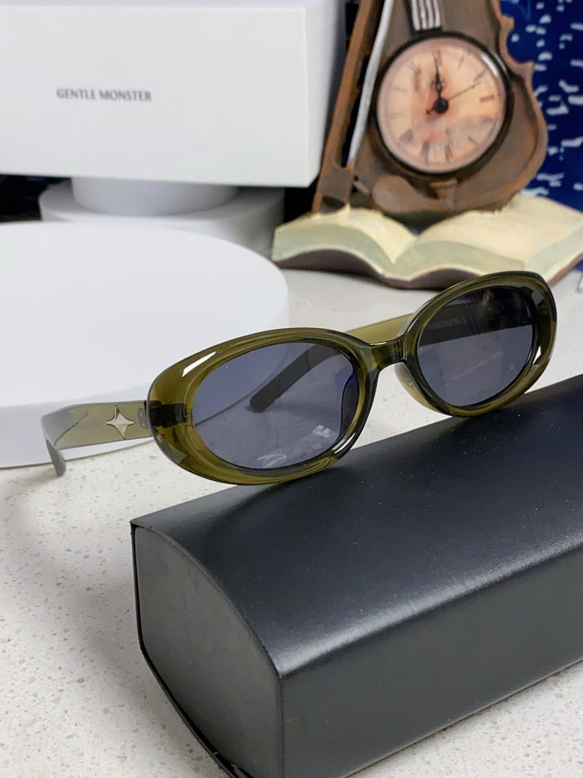 Gentle Monster BANDONA Round Black Lens Sunglasses for Men & Women - 432957 - detail image 10