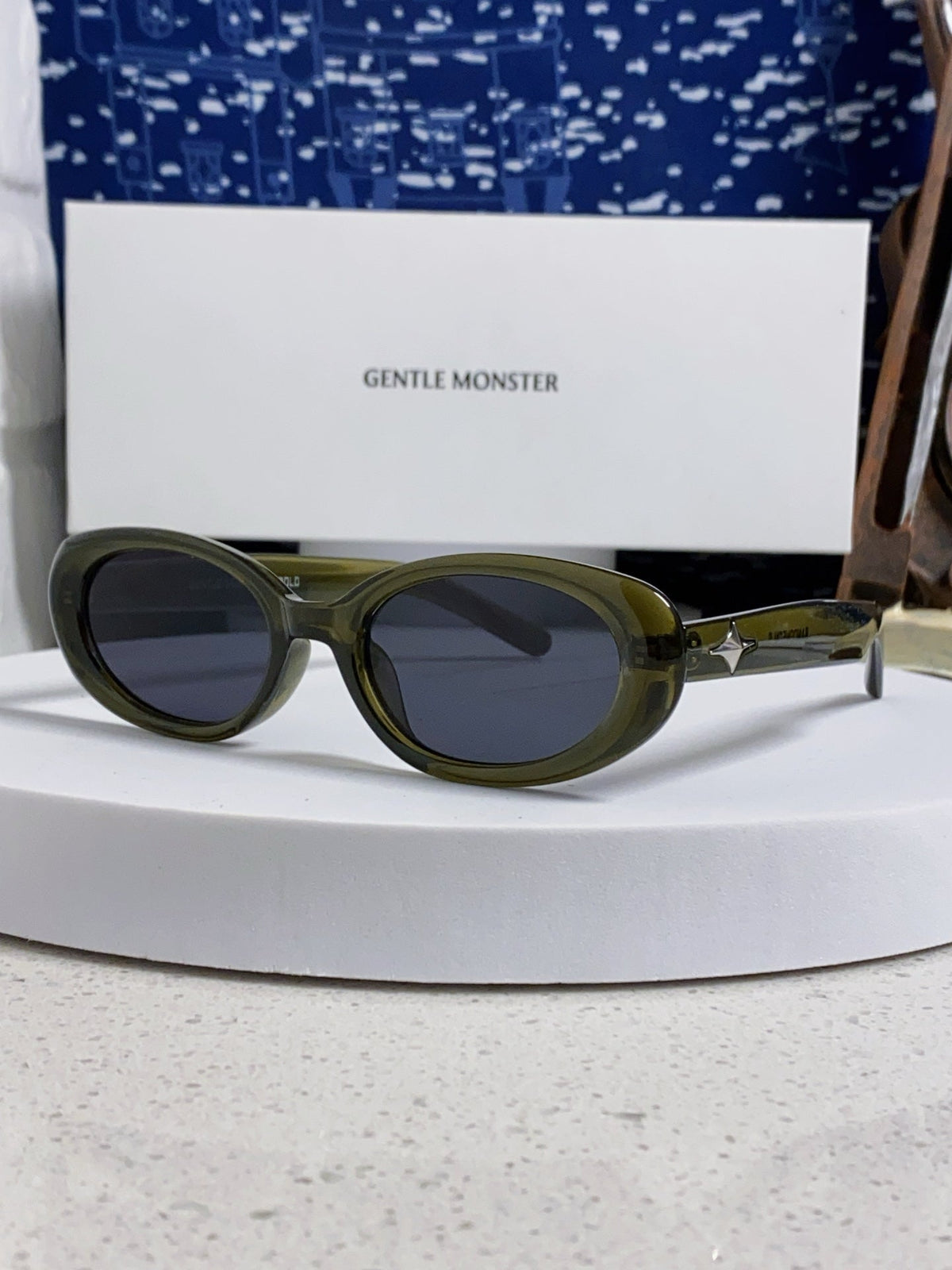 Gentle Monster BANDONA Round Black Lens Sunglasses for Men & Women - 432957