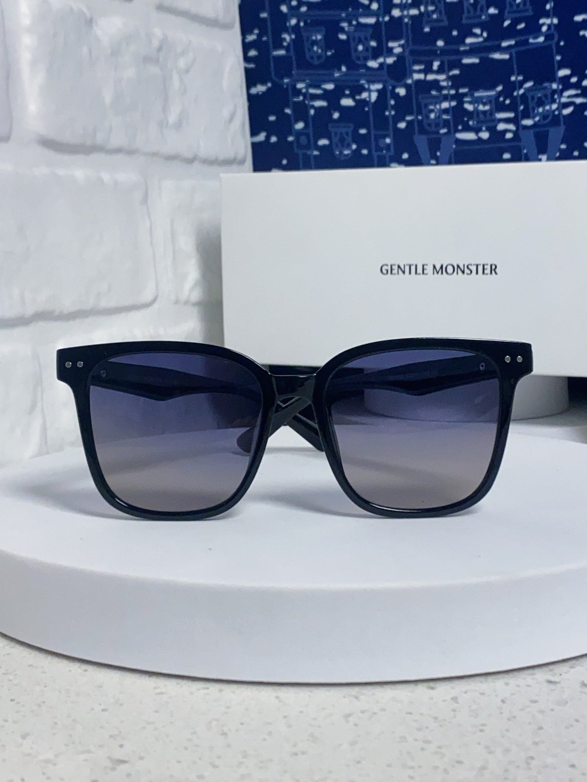 Gentle Monster Polarized Fashion Blue Lens Sunglasses for Men & Women - detail image 2