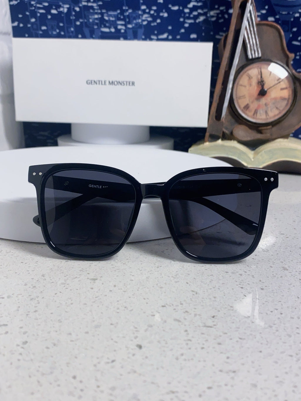 Gentle Monster Polarized Fashion Black Lens Sunglasses for Men & Wome - 358871 - detail image 9