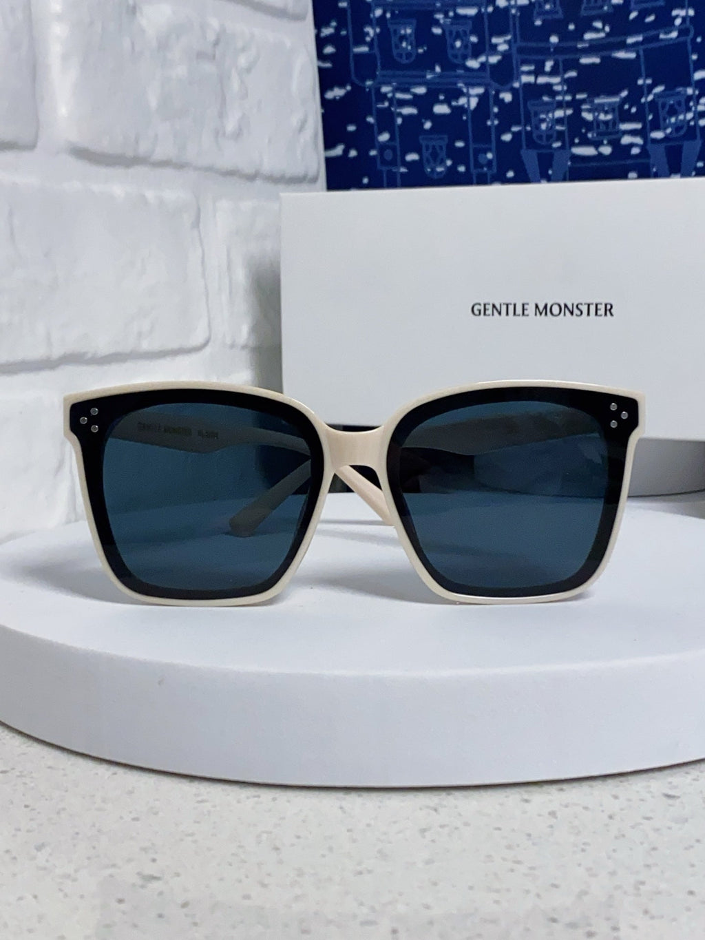 Gentle Monster HER Polarized Fashion Black Lens Sunglasses for Men & - 358902 - detail image 2
