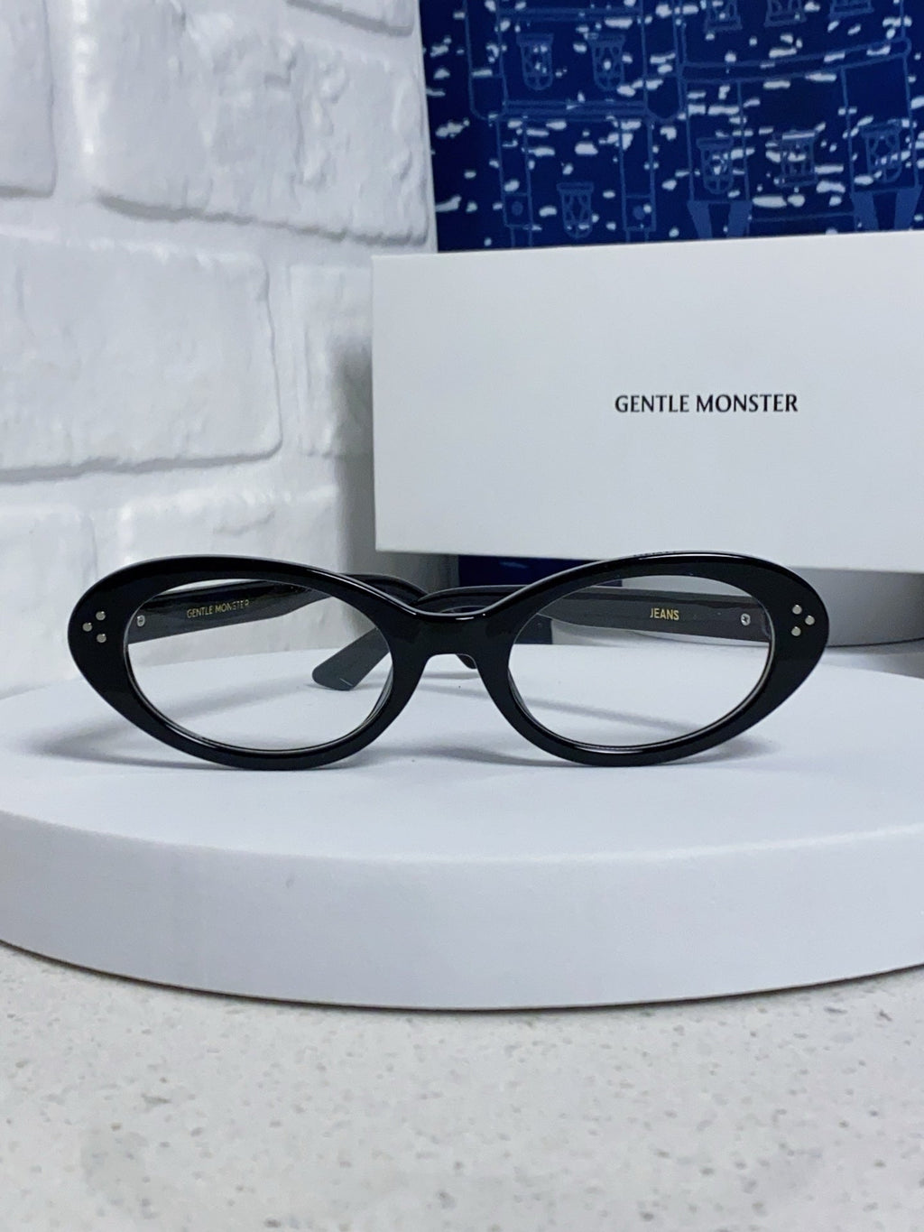 Gentle Monster JEANS Cat-Eye Silver Lens Sunglasses for Men & Women - 372602 - detail image 2