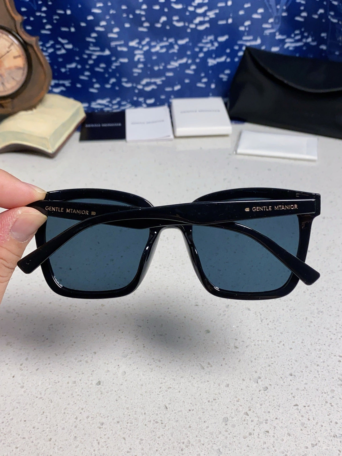 Gentle Monster HER Polarized Fashion Black Lens Sunglasses for Men & Women - detail image 5