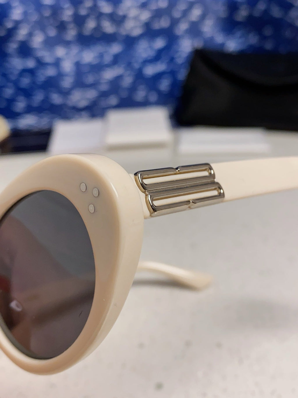 Gentle Monster JEANS Cat-Eye Silver Lens Sunglasses for Men & Women - 132651 - detail image 7
