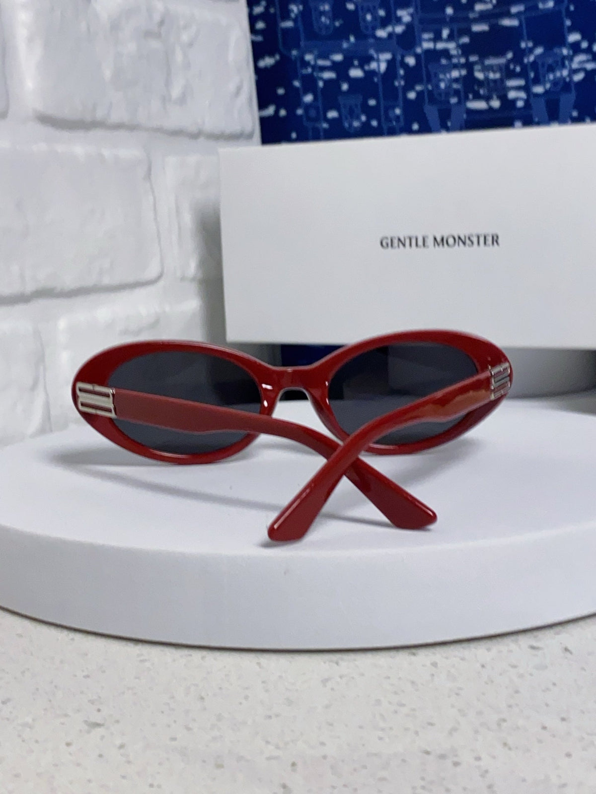 Gentle Monster JEANS Cat-Eye Pink Lens Sunglasses for Men & Women - detail image 3
