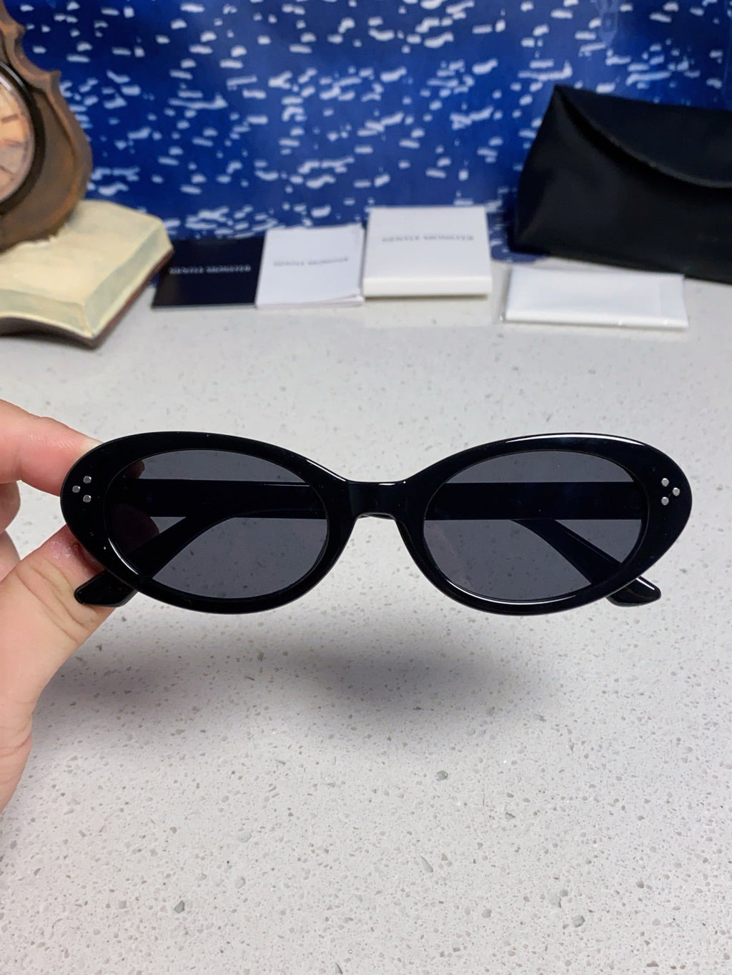 Gentle Monster JEANS Cat-Eye Black Lens Sunglasses for Men & Women - 132653 - detail image 4