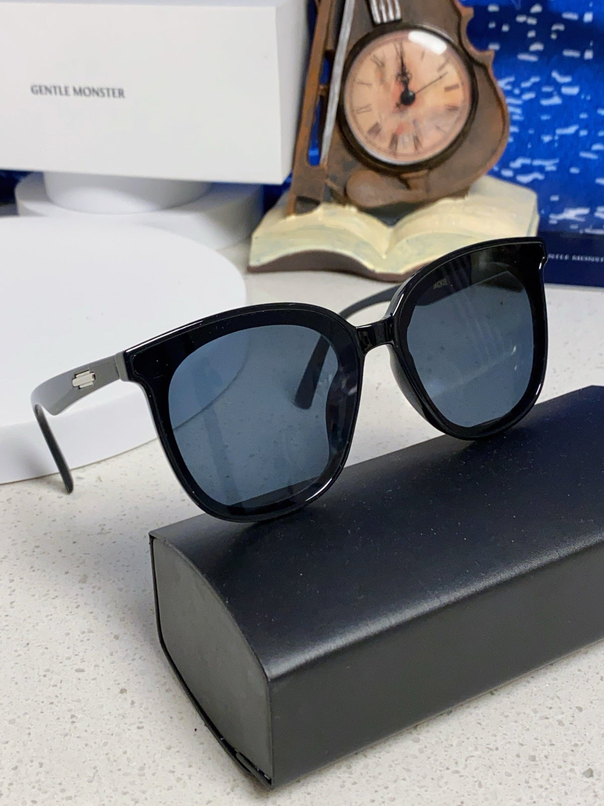 Gentle Monster JACKIE Fashion Black Lens Sunglasses for Men & Women - detail image 10