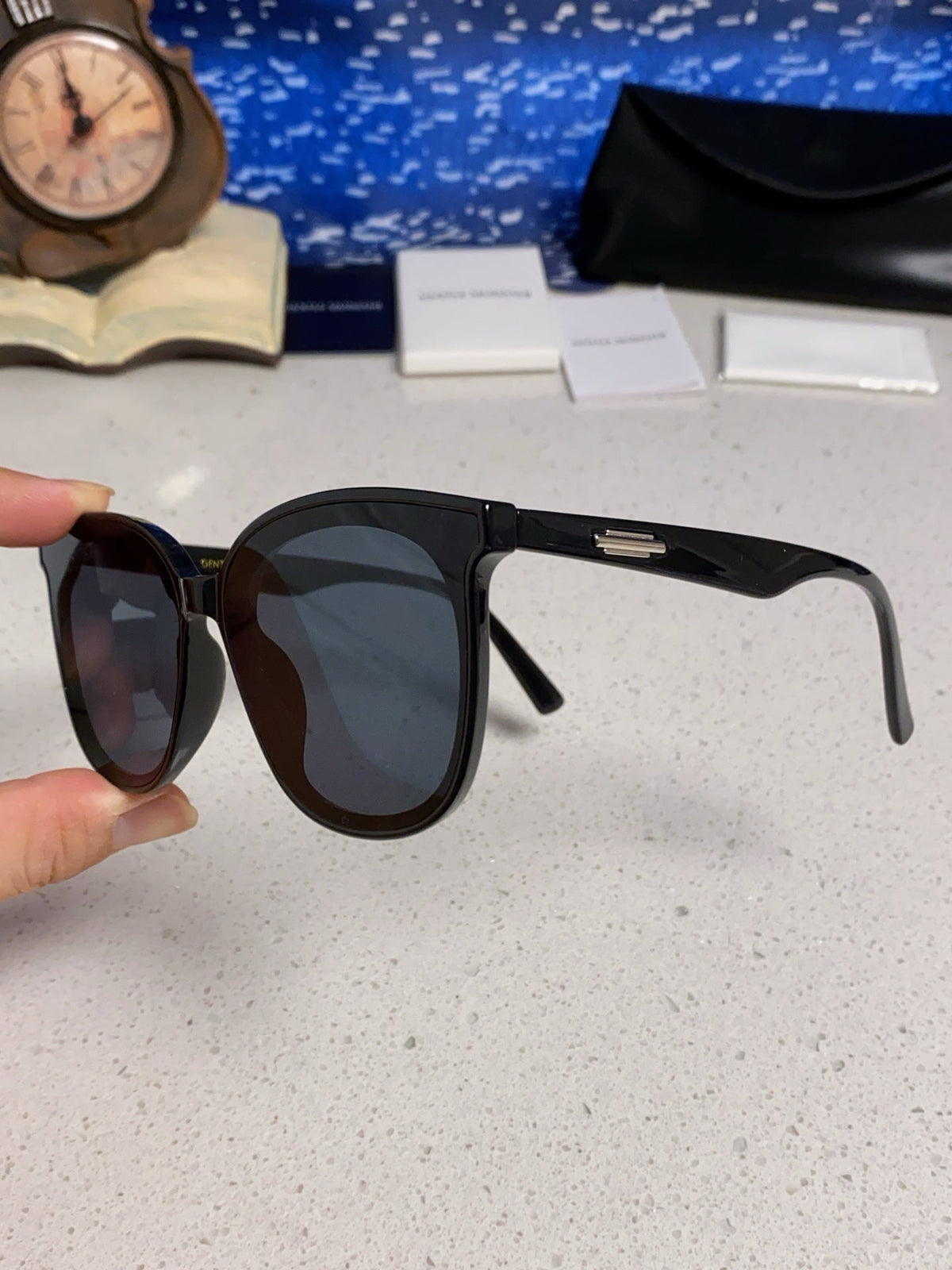 Gentle Monster JACKIE Fashion Black Lens Sunglasses for Men & Women - detail image 6
