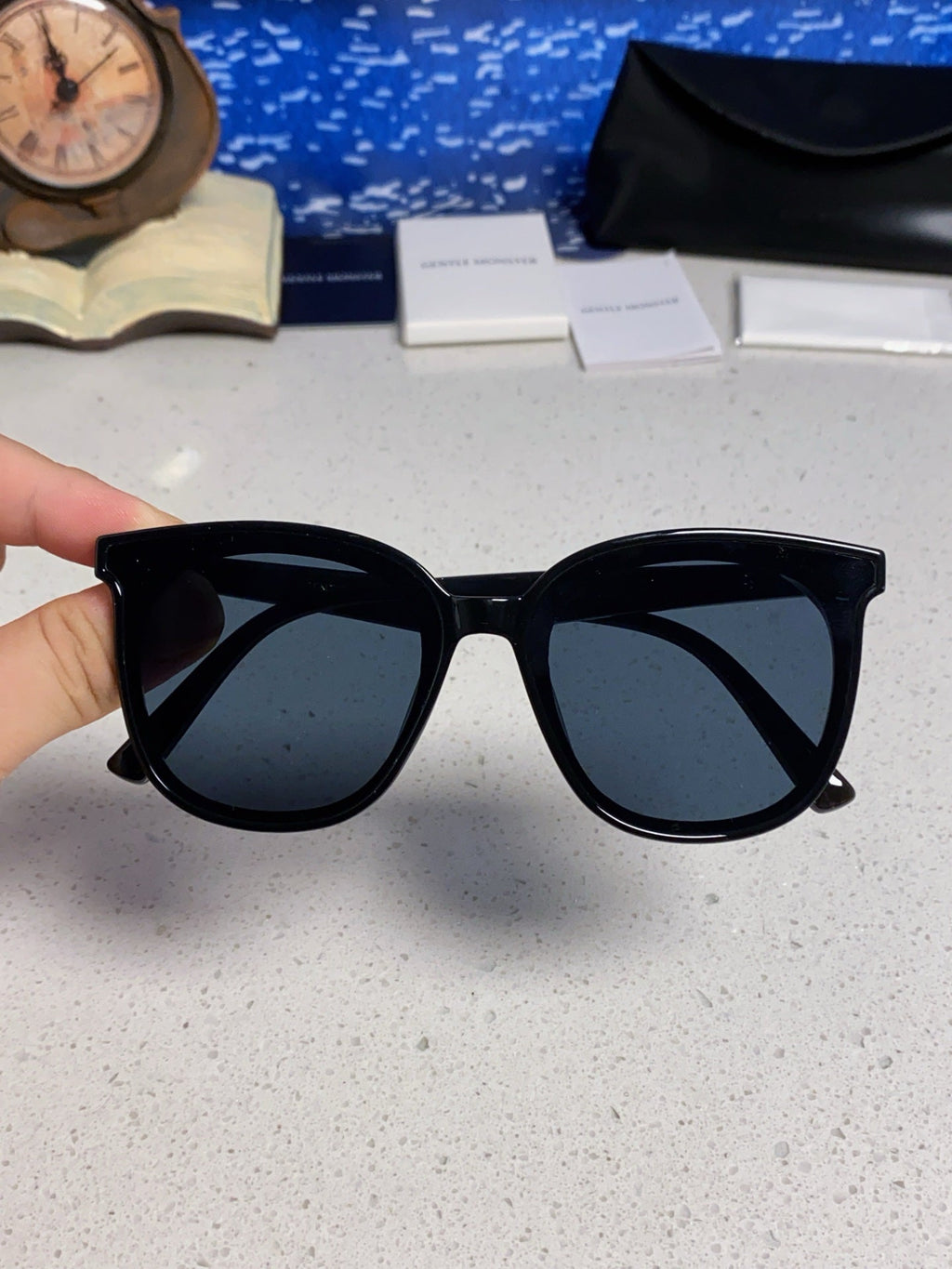 Gentle Monster JACKIE Fashion Black Lens Sunglasses for Men & Women - detail image 4
