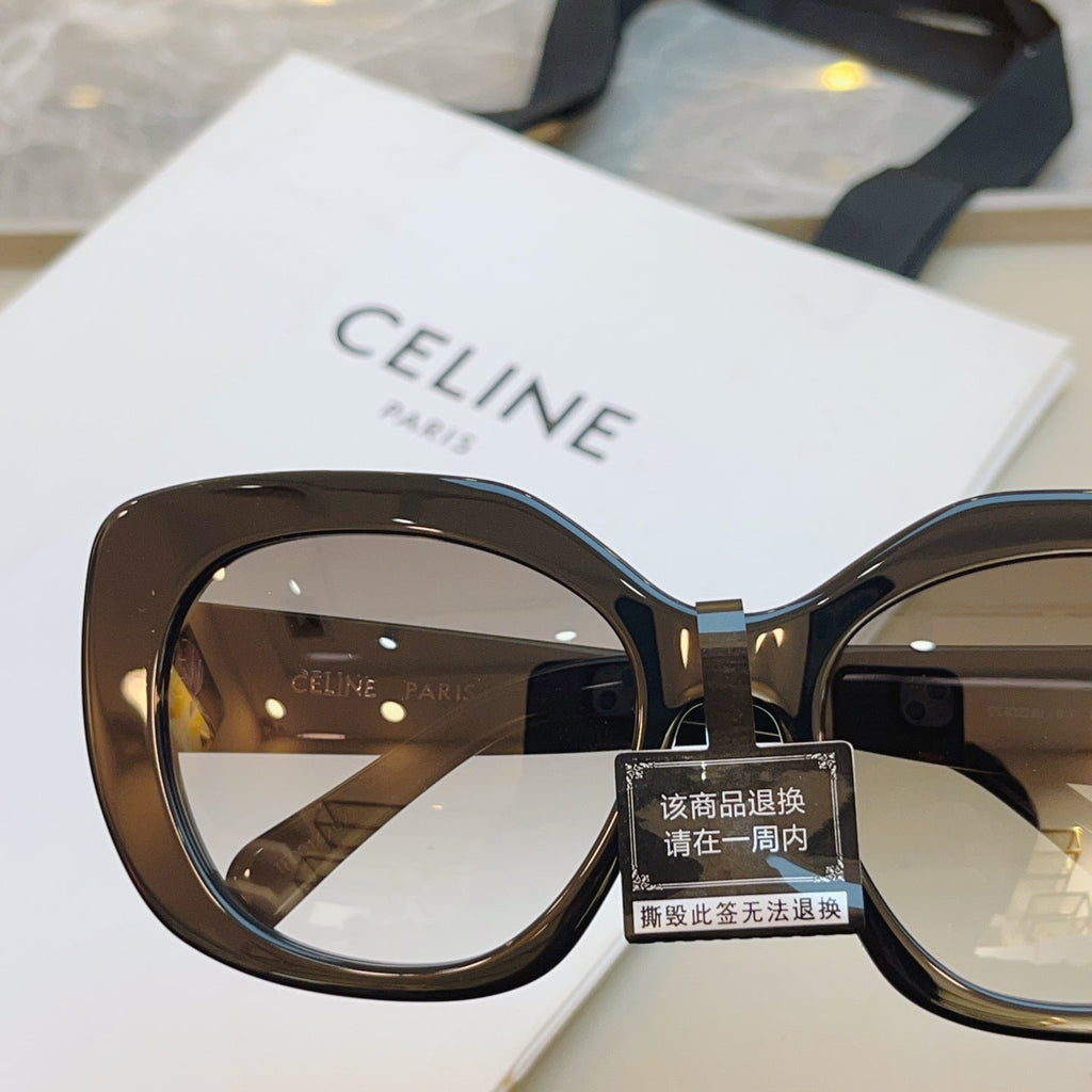 Celine CL40226U Fashion Black Lens Sunglasses for Men & Women - 382541 - detail image 4