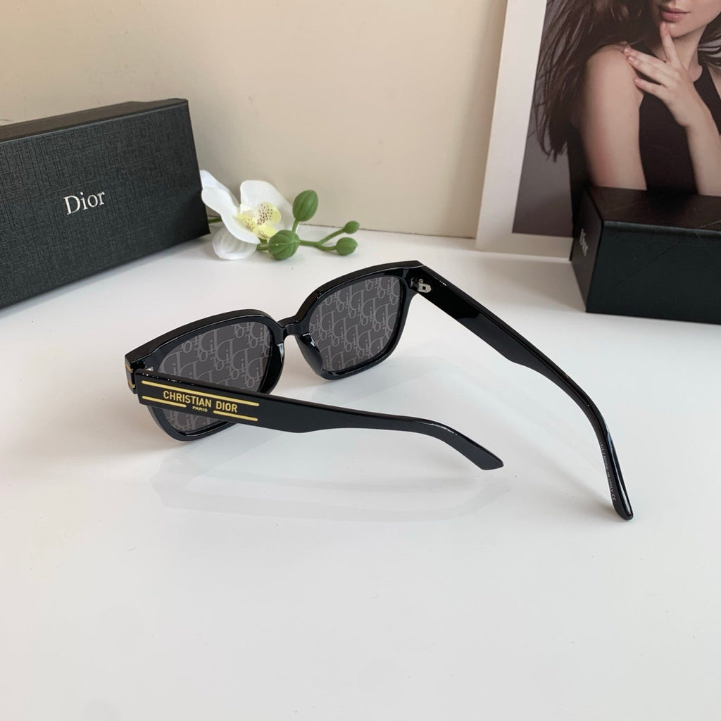 Dior Square Gray Lens Sunglasses for Men & Women - 382424 - detail image 3