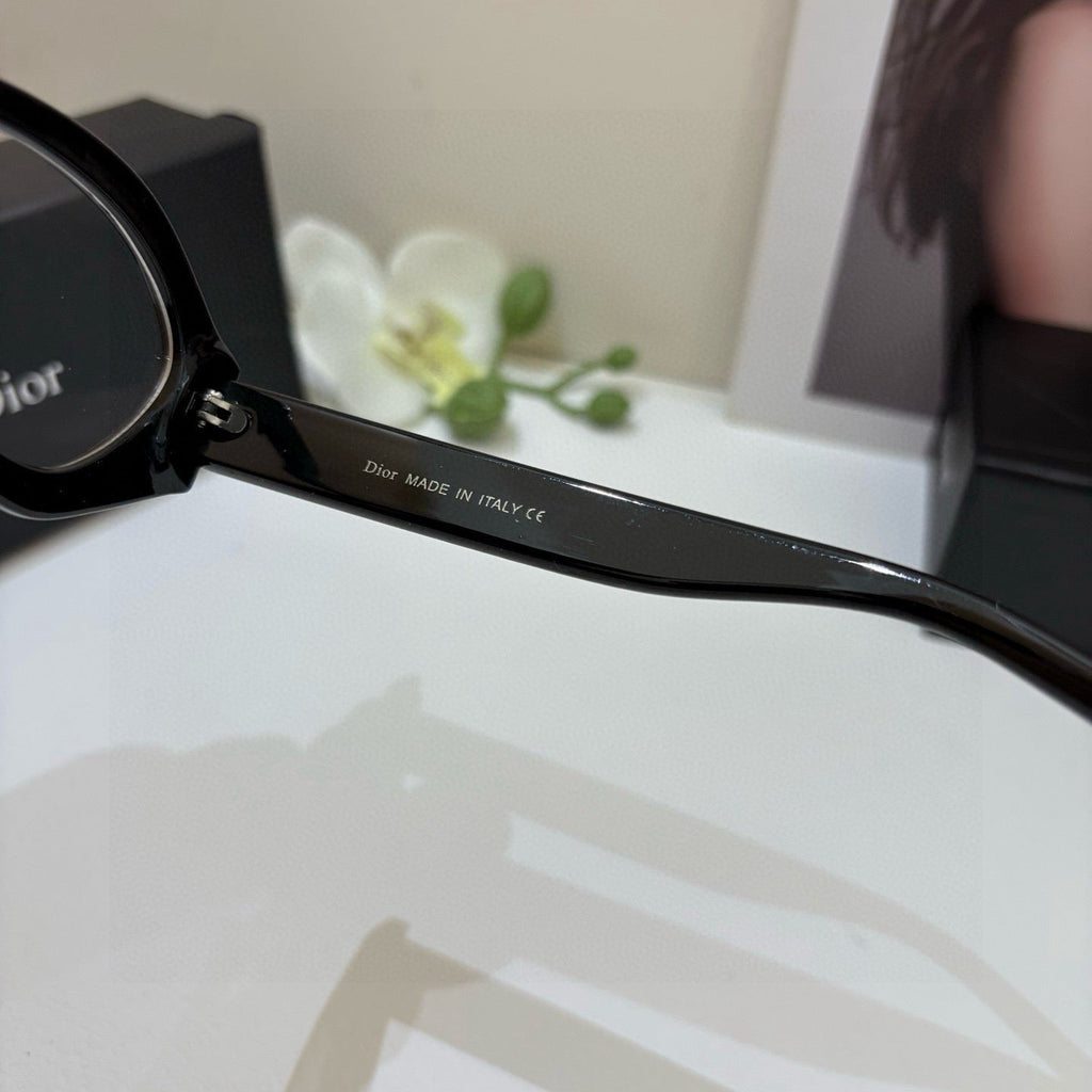 Dior Fashion Black Lens Sunglasses for Men & Women - 158399