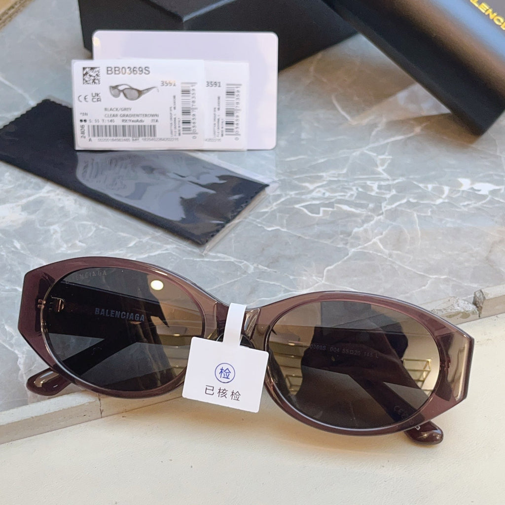 Balenciaga BB0369S Fashion Black Lens Sunglasses for Men & Women - detail image 3