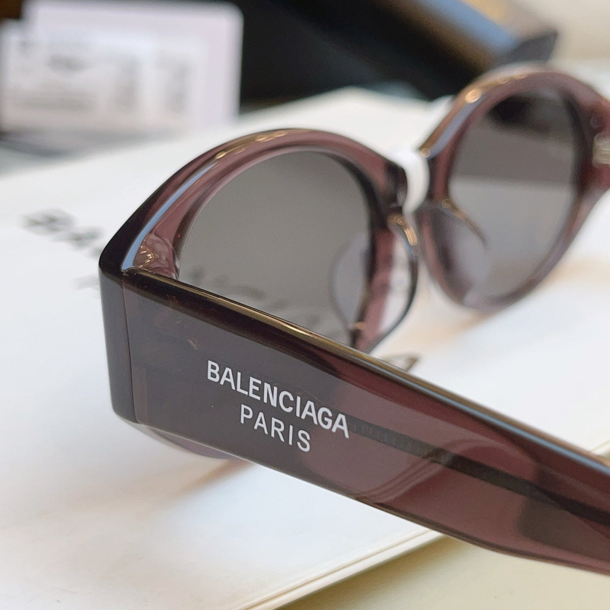 Balenciaga BB0369S Fashion Black Lens Sunglasses for Men & Women - detail image 7